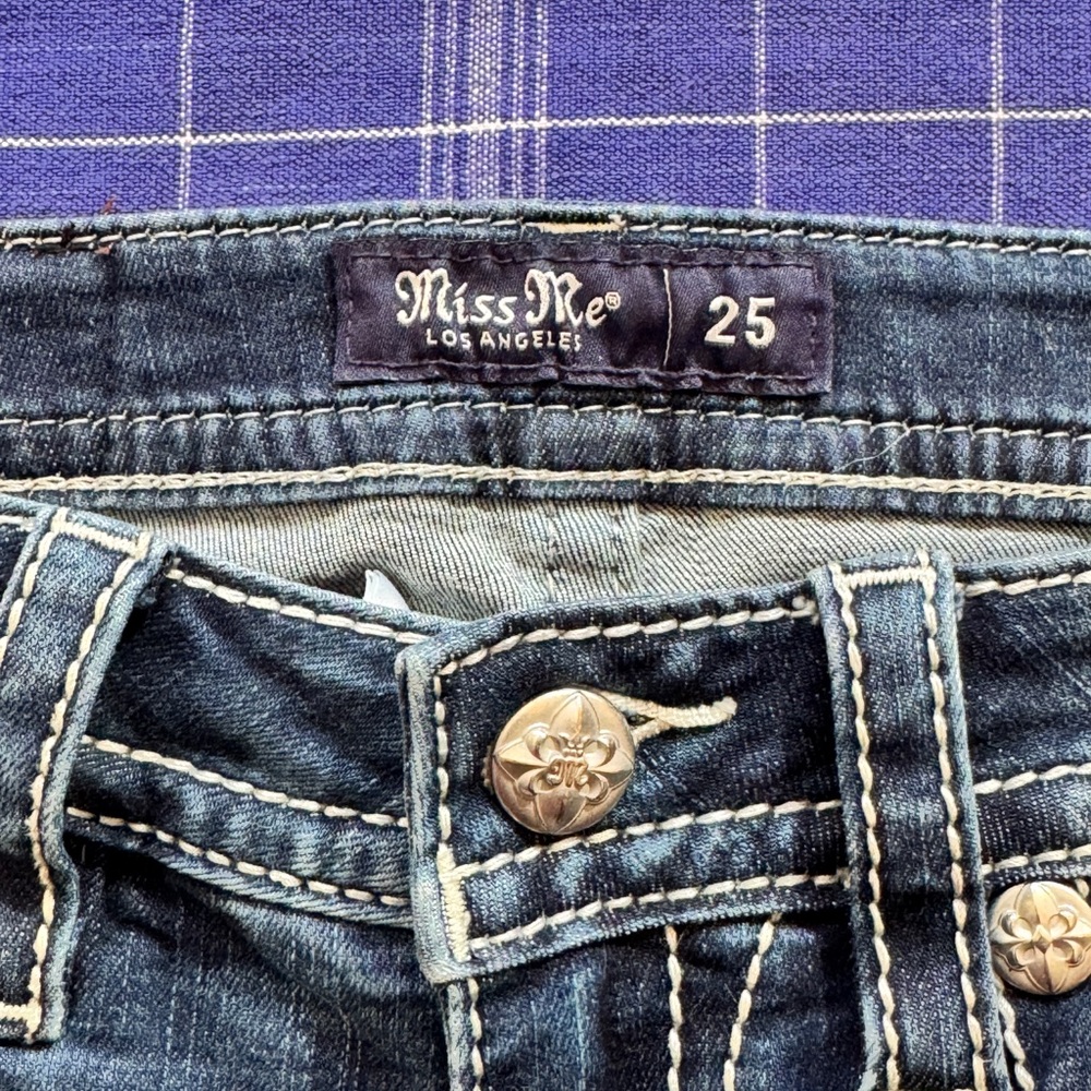 Miss Me Dark Blue Denim Jeans Mid-Rise Boot Size 25 - Picture 9 of 15